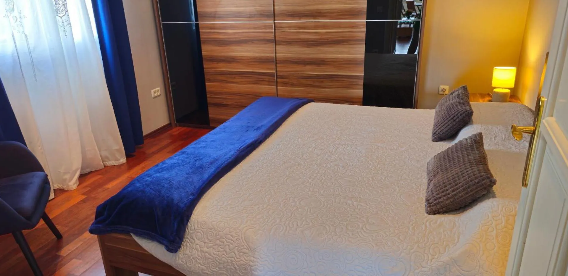 Apartment Rovinj 16498B 0*,  Croazia